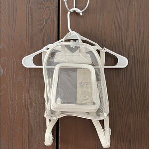 Madison West clear bag for places that require a see through bag. NWT BGW2492-LP Madison West Round Handle Clear 2 in 1 Carry Bag  main image 3